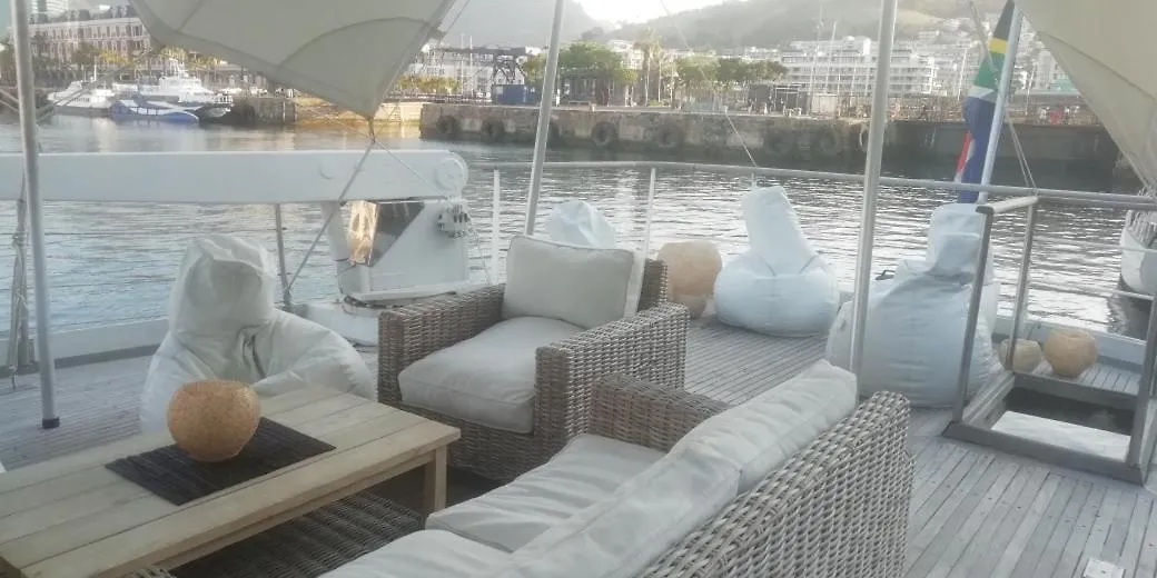 Jackie O Classic Luxury Yacht & Boutique Hotel Kapstadt Botel