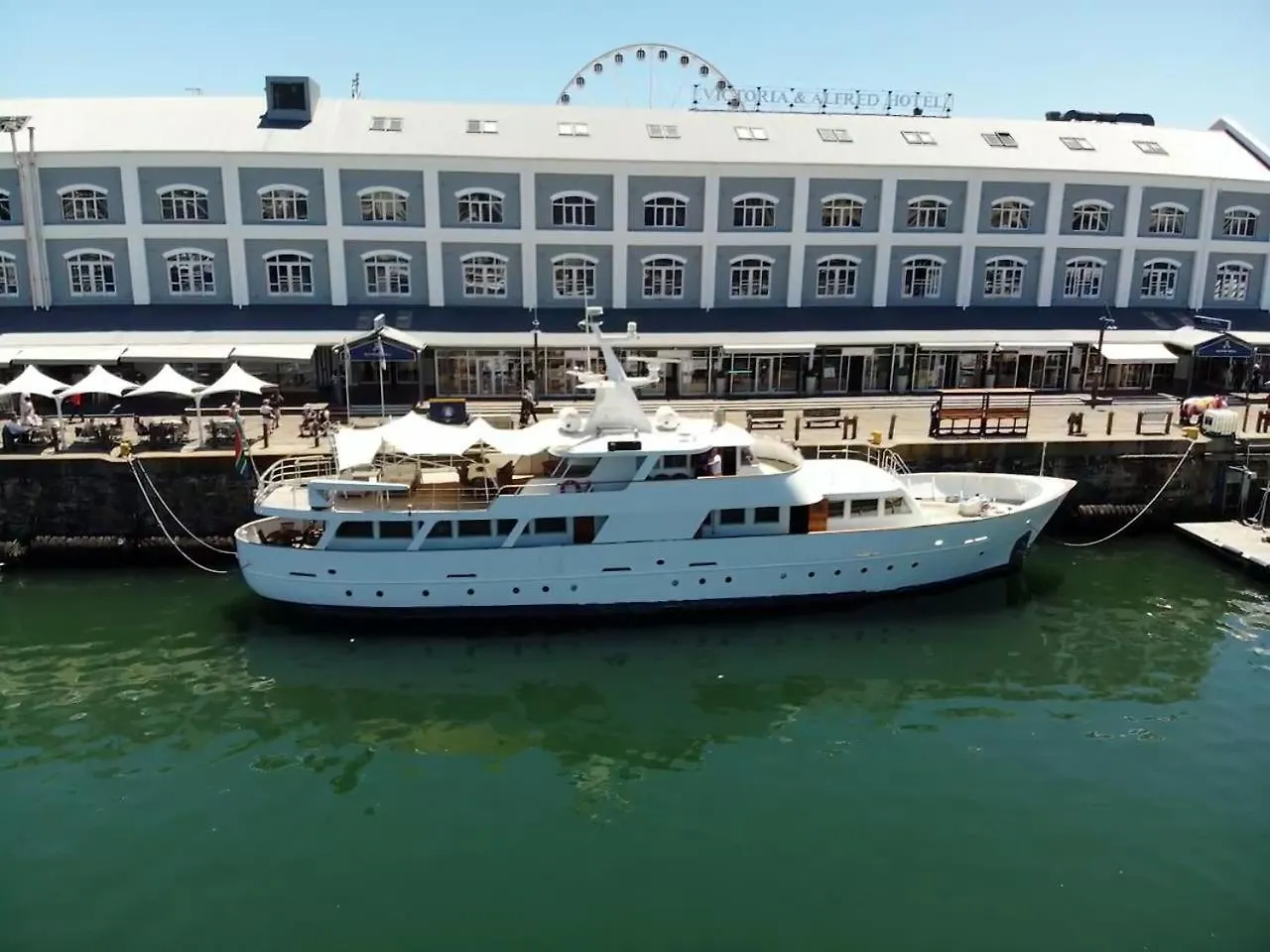 Jackie O Classic Luxury Yacht & Boutique Hotel Kapstadt Südafrika