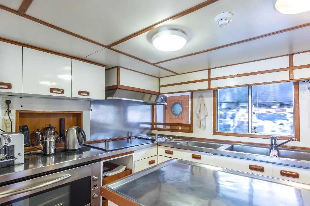 Botel Jackie O Classic Luxury Yacht & Boutique Hotel Kapstadt